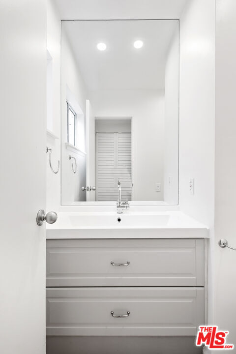 Building Photo - 110 Dudley Ave