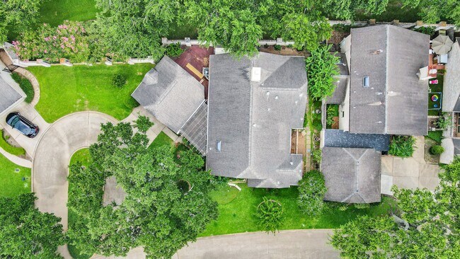 Building Photo - 1023 Oyster Bay Dr