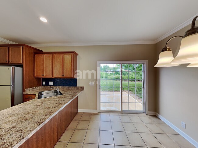 Building Photo - 2911 Morning Mist Ct