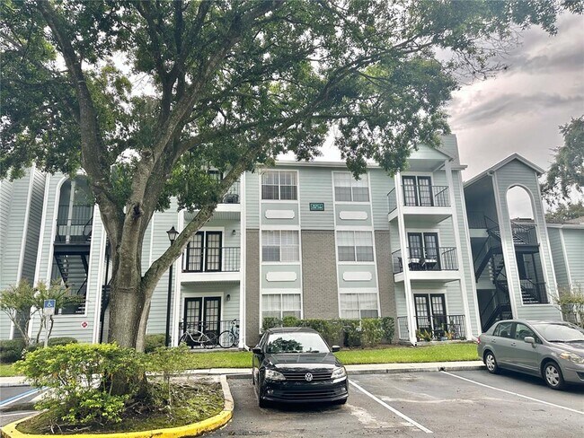 Primary Photo - 2550 N Alafaya Trail