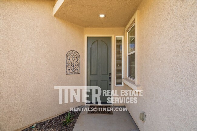 Building Photo - 12236 Habitat Way