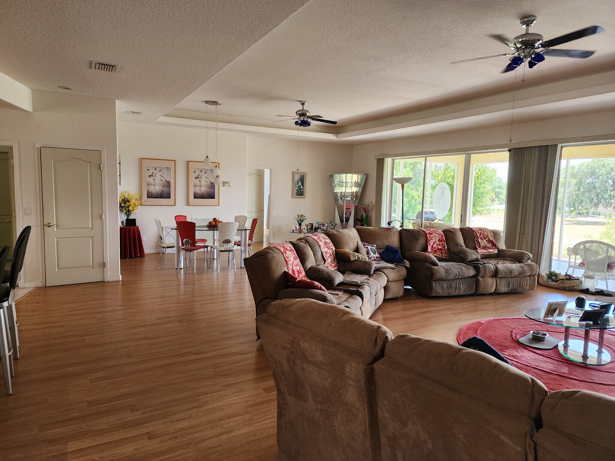 Building Photo - 223 Golf Aire Blvd