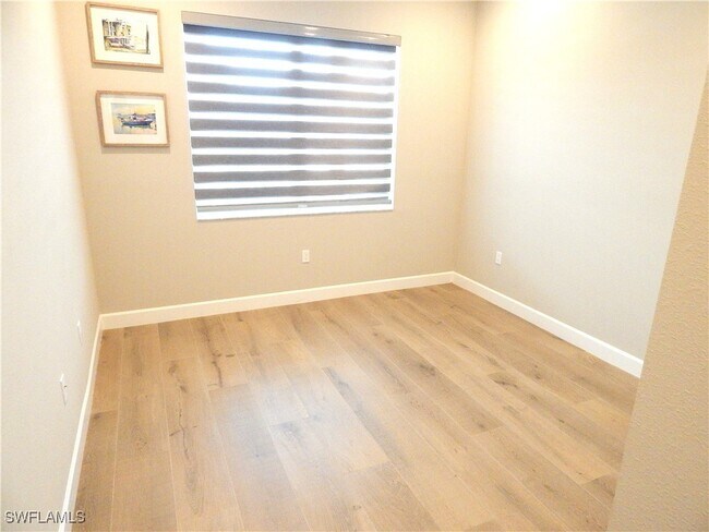 Building Photo - 11331 Jacaranda Dr