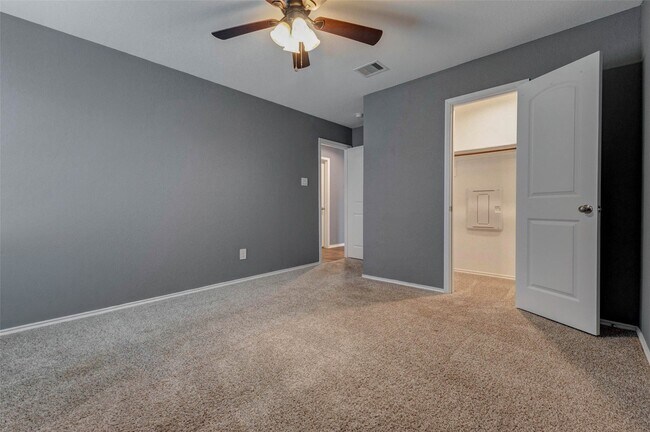 Building Photo - 5114 Jasmine Dawn Dr