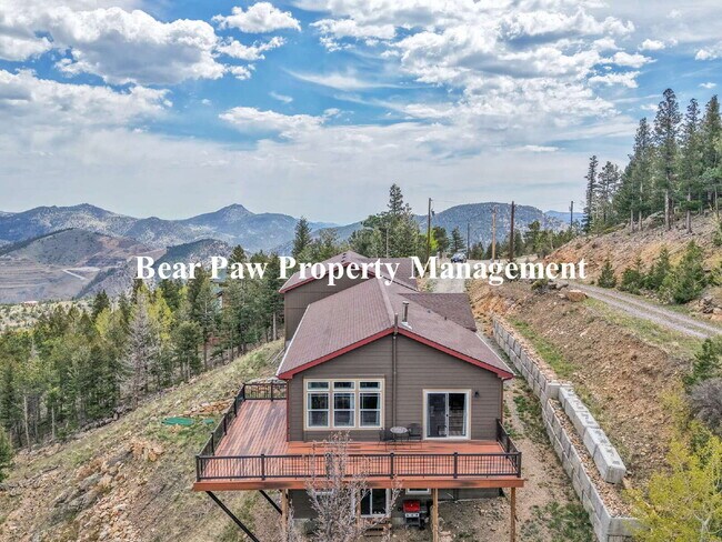 Building Photo - "Experience Mountain Living at Its Finest ...