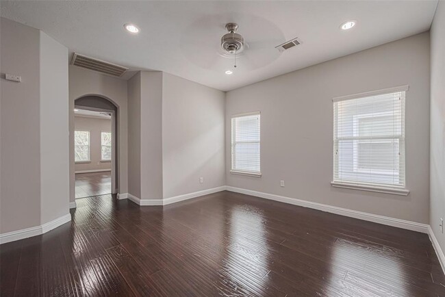 Building Photo - 15315 Addicks Stone Dr
