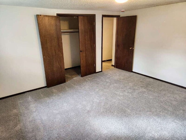 Building Photo - 1621 Willis Ave