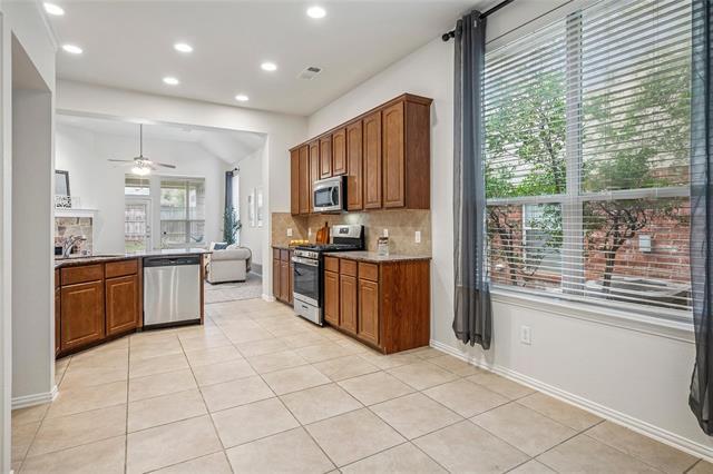 Building Photo - 5024 Birchwood Dr