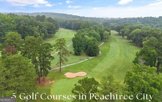 Building Photo - 135 Summer Brooke