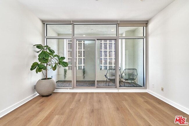 Building Photo - 3810 Wilshire Blvd