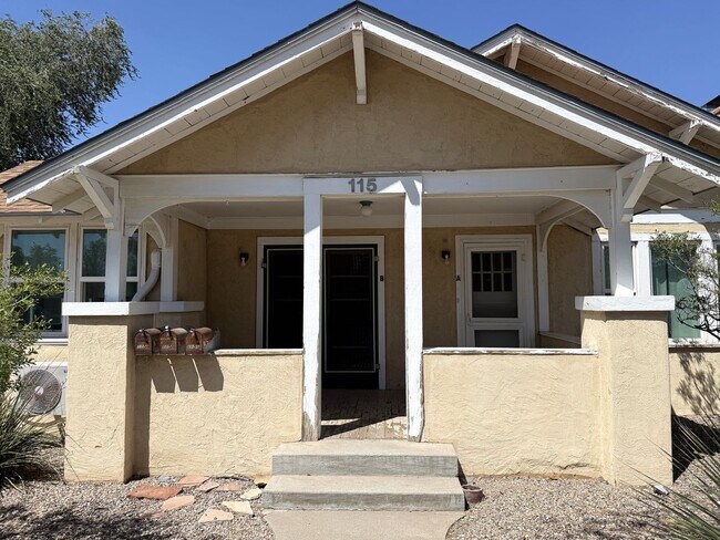 Building Photo - 115 Princeton Dr SE