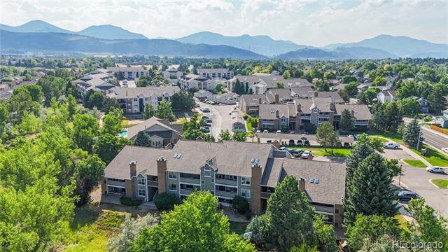 Building Photo - 12024 W Cross Dr