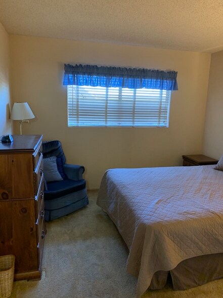 Building Photo - 7430 E Chaparral Rd