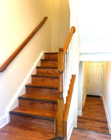 Building Photo - 9534 Walker Way