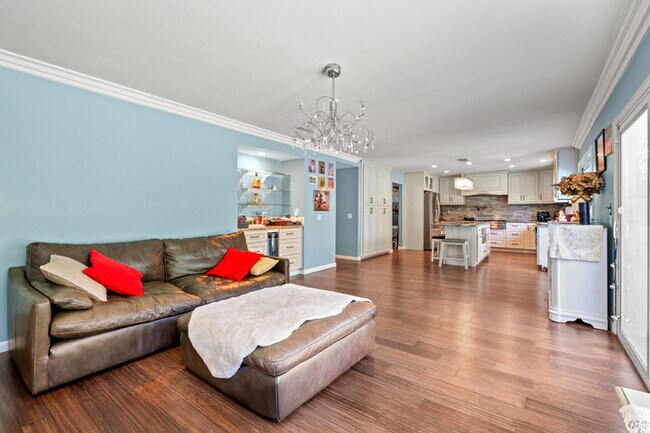 Building Photo - Spacious 4BR Family Retreat w Private Pool