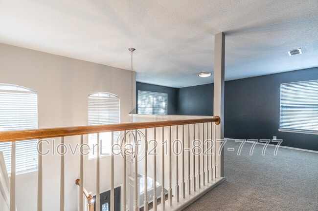 Building Photo - 16615 Raven Glenn