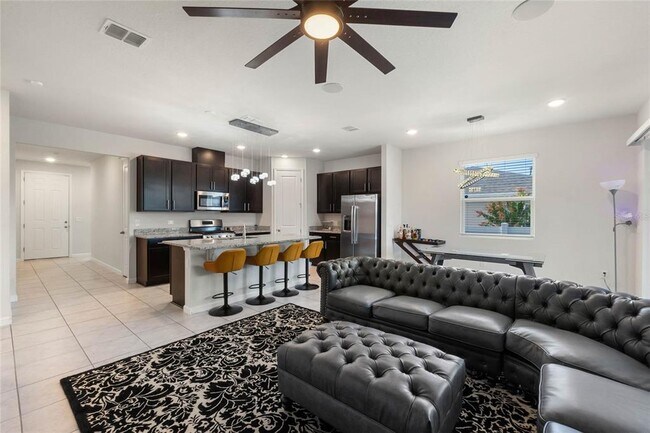 Building Photo - 5315 Meadow Song Dr