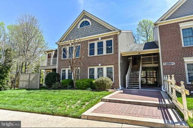 Building Photo - 12001 Ridge Knoll Dr