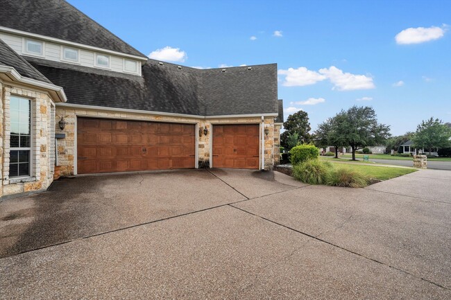 Building Photo - 7030 Flagstone Cir