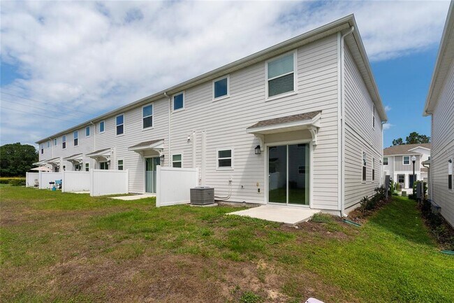 Building Photo - 7600 Danube Rd