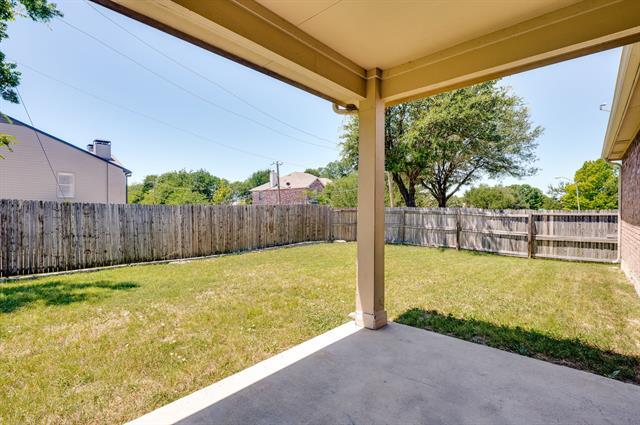 Building Photo - 3221 Kennedy Dr