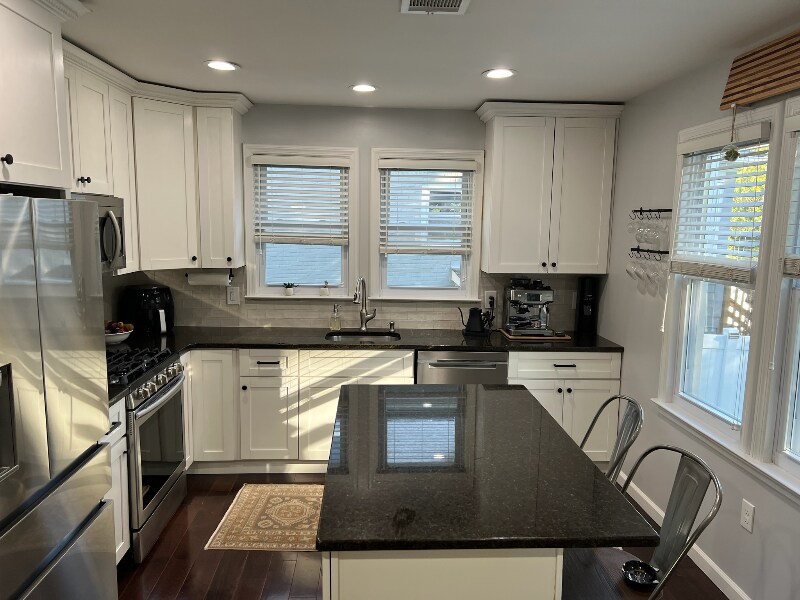 Building Photo - 125 Hamilton St