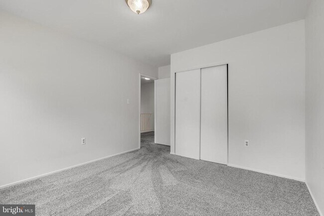Building Photo - 8722 Litwalton Ct