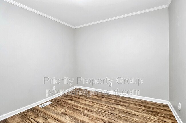 Building Photo - 818 Frederick St