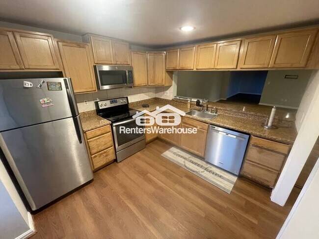 Primary Photo - 1331 Stockett Square