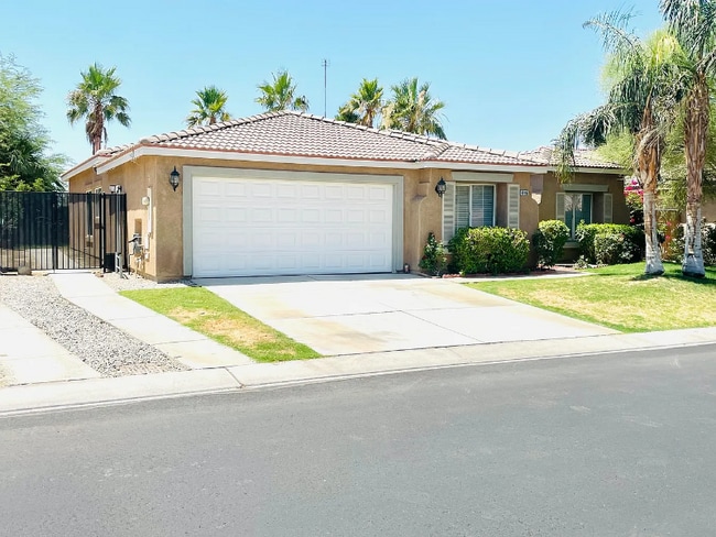 Building Photo - 83107 Greenbrier Dr