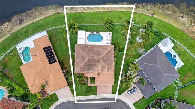 Building Photo - 981 Waterside Cir