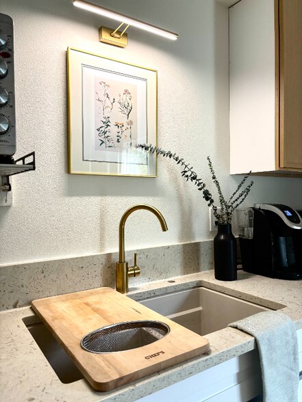 Building Photo - 3609 SW 38th Ave