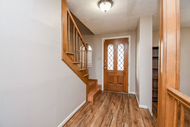 Building Photo - 15502 Rio Plaza Dr