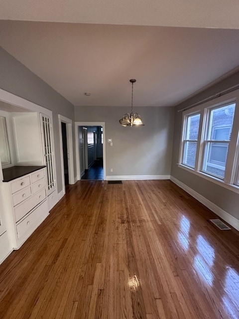 Building Photo - 3128 W 54th St