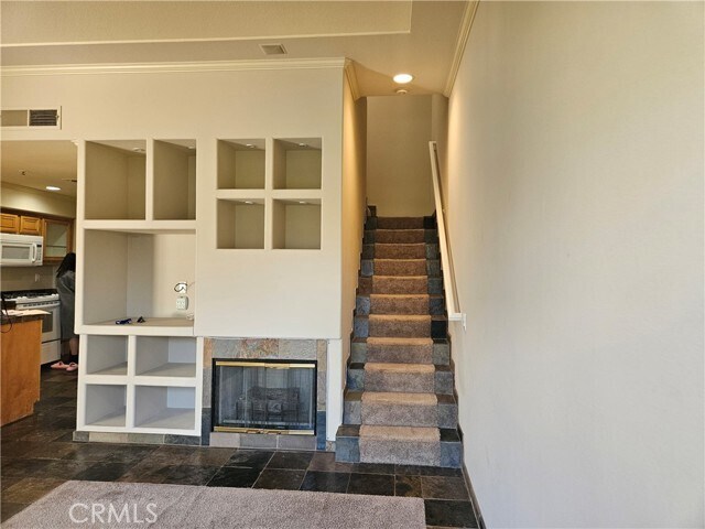 Building Photo - 2360 Sunningdale Dr