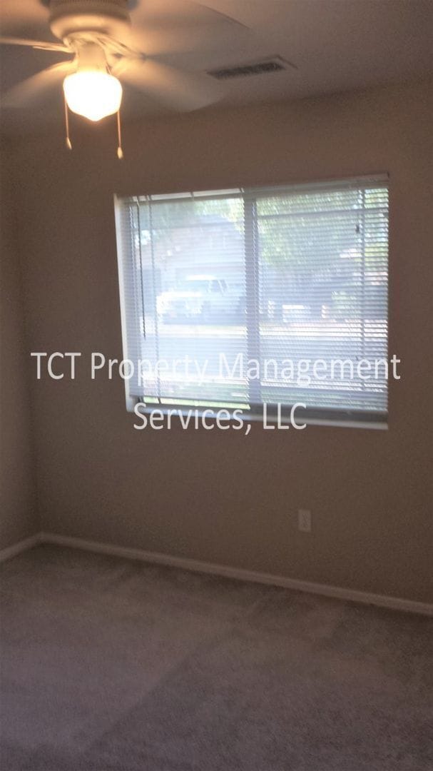 Building Photo - Cozy Three Bedroom House in Gilbert!