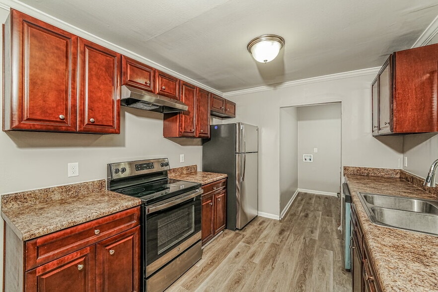 Building Photo - 468 Tupelo Way