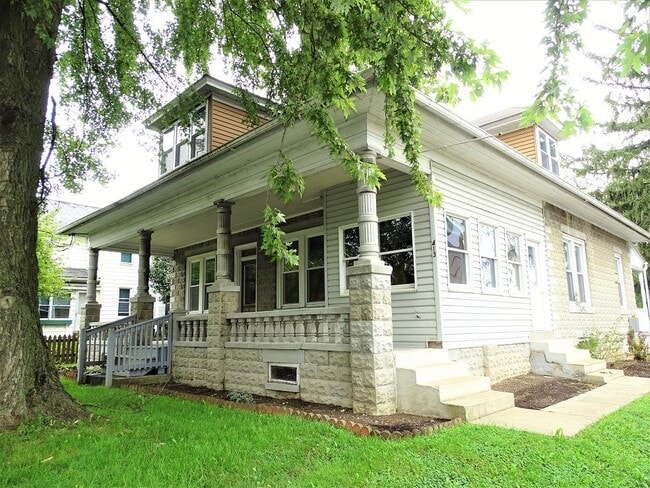 Primary Photo - 413 Mt Sidney Rd