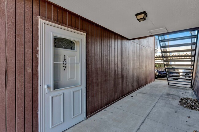 Building Photo - Spacious Poolside Condo!