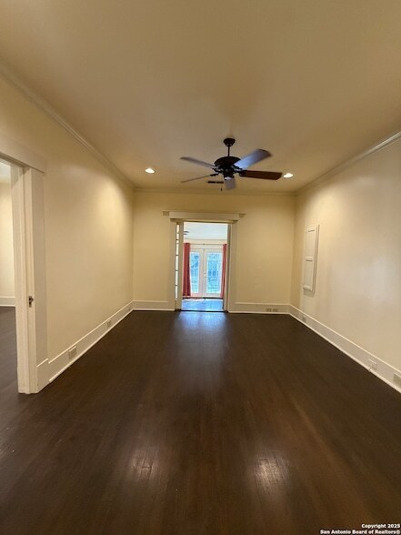 Building Photo - 334 W Gramercy Pl