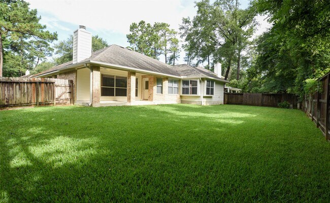 Building Photo - 22 E Hobbit Glen Dr