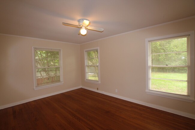Building Photo - Coming Soon! Beautiful 4 Bedroom, 2 Bathro...