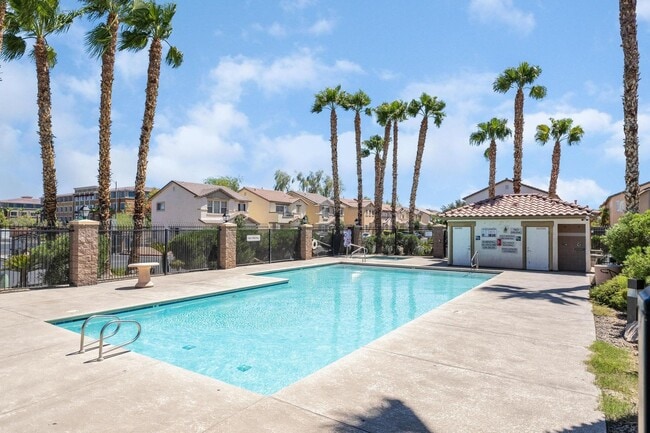 Building Photo - Cute Two-Story Home