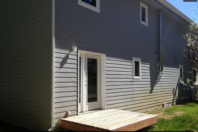 Building Photo - 2035 My Ct