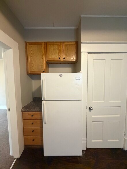 Building Photo - 134 Perry St