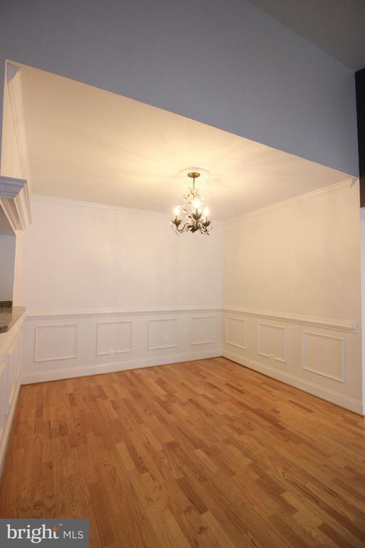 Building Photo - 3304 Wyndham Cir