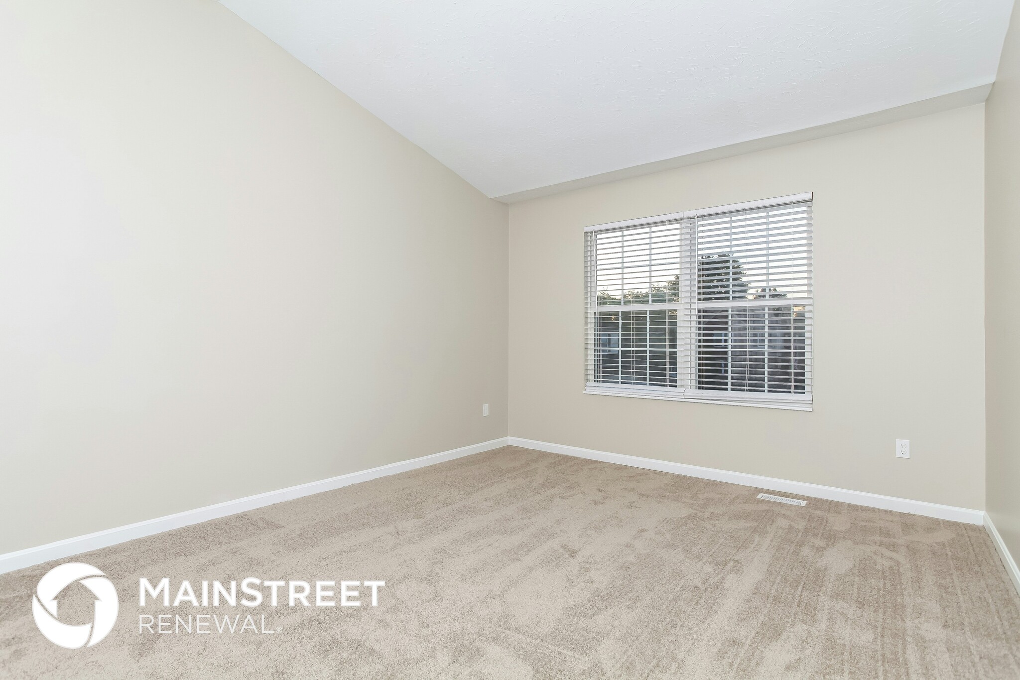 Building Photo - 241 Owl Overlook