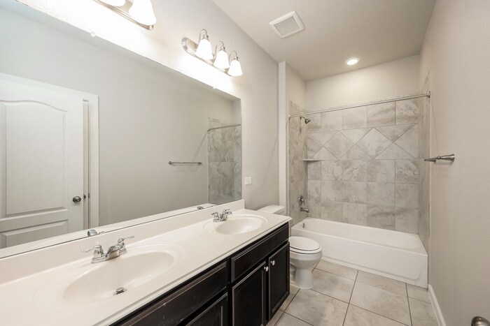 Building Photo - 13312 Canyon Mdw