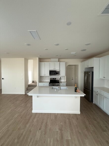 Building Photo - 1519 Redbrick Ln