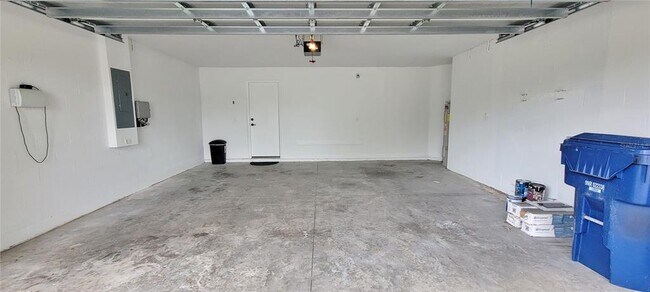 Building Photo - 9543 Maxson Dr